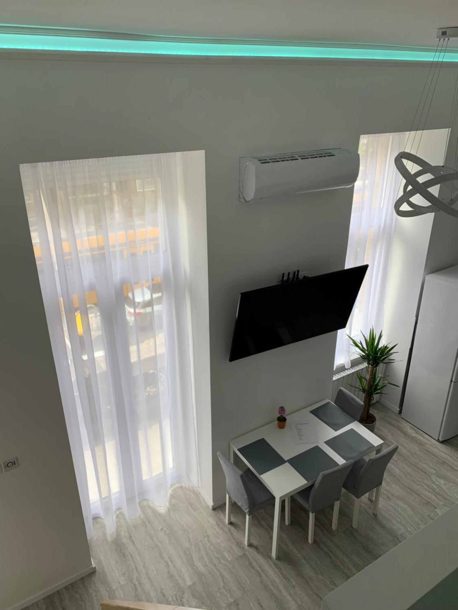 Balcony Gallery Budapest Exterior foto
